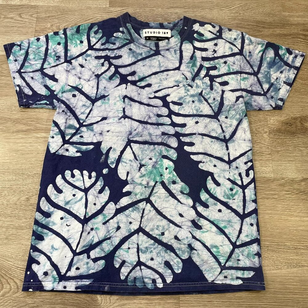 Studio 189 T-Shirt Size M